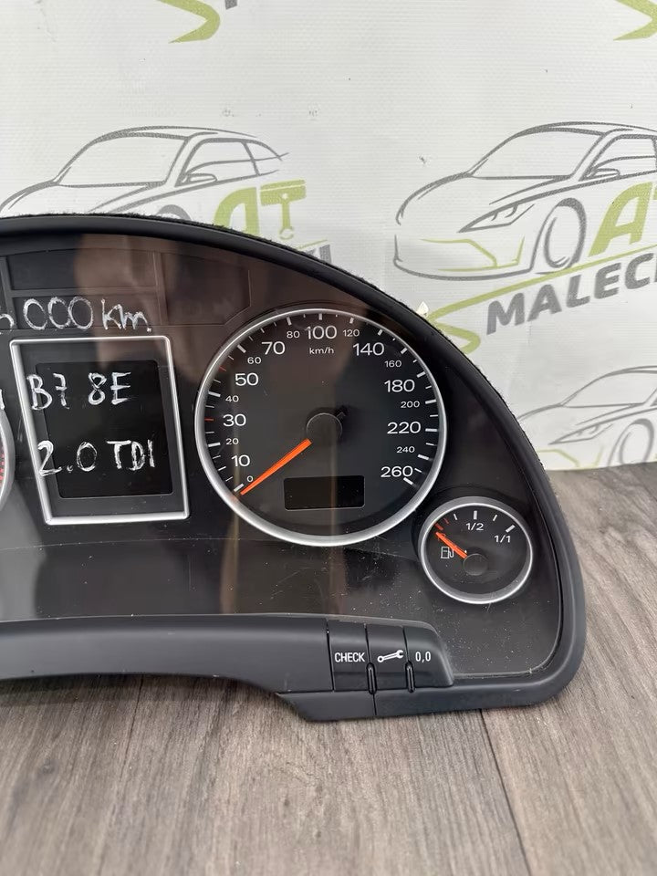 8E0920932 Tacho Kombiinstrument Audi A4 B7 8E 8H 2,0 Tdi 153000km