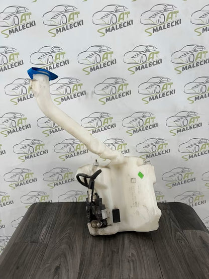 6Q0955453S Windscreen washer reservoir including pump SRA VW Polo 9N3 model