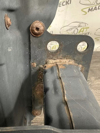 5J0805565G lock carrier front mask Skoda Fabia Roomster 1.4 1.9