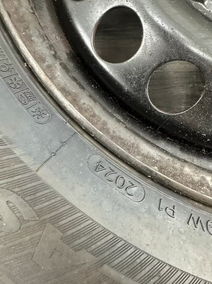 195 65 R15 Kompletträder 7mm DOT 2124 Vw Audi Seat Skoda 5x112