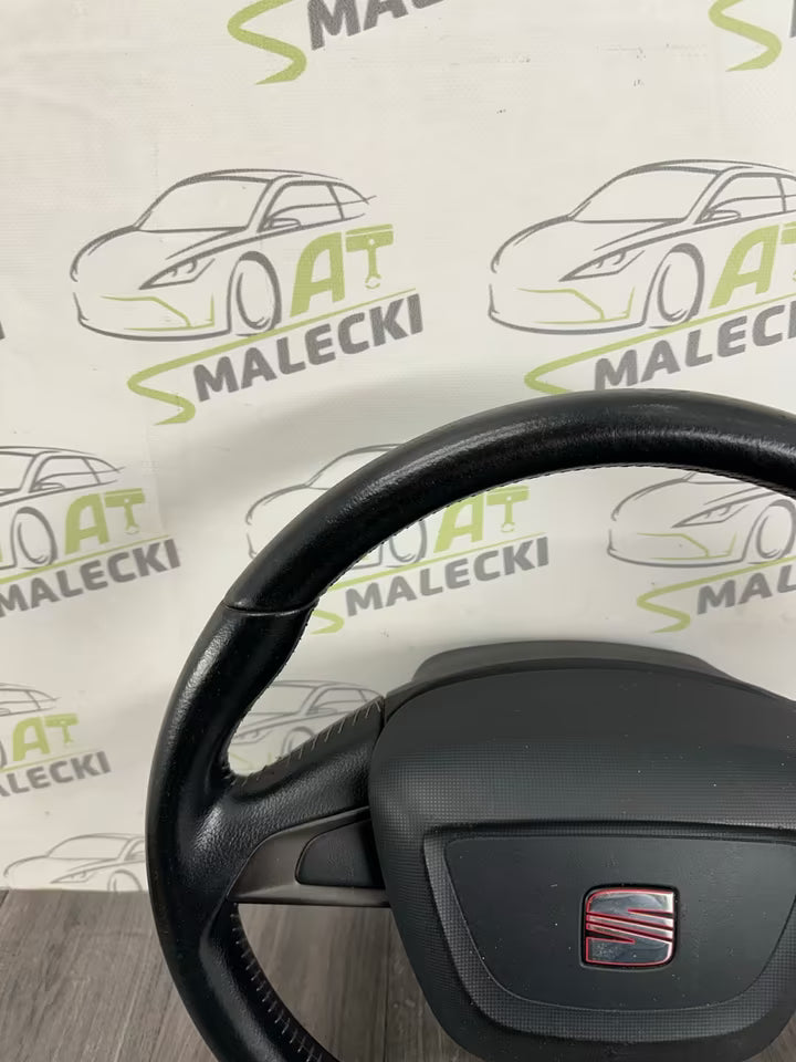 3 Speicher Leder Lenkrad Seat Ibiza 6J Modell 120000km