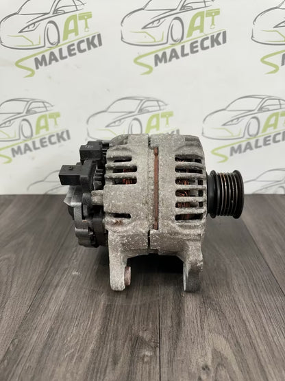 037903025M Lichtmaschine Generator 1,4 Benzin 90A Vw Seat Skoda
