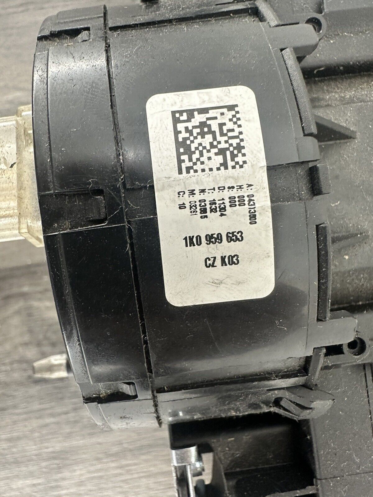 6305447