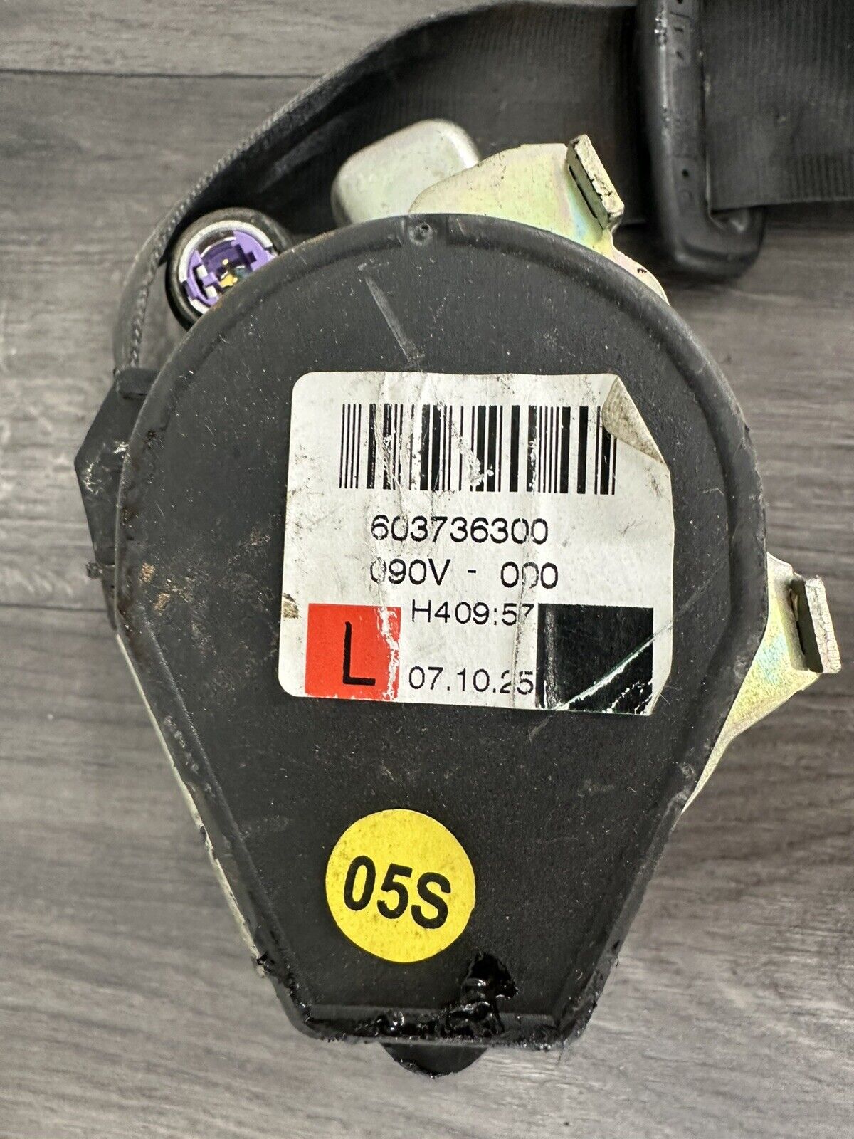 6306823