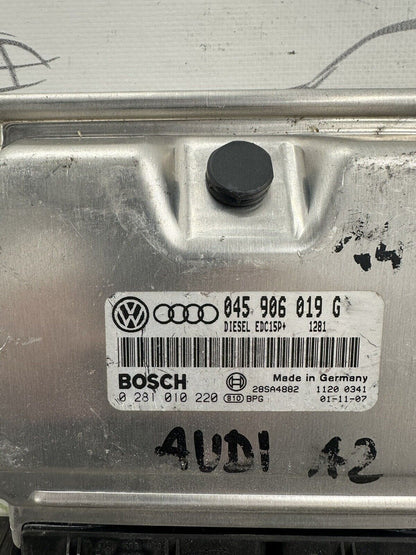 6304678
