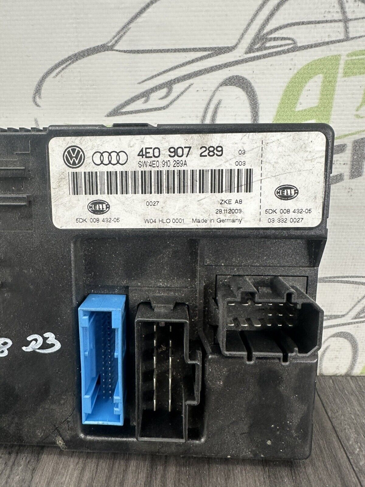 6304974