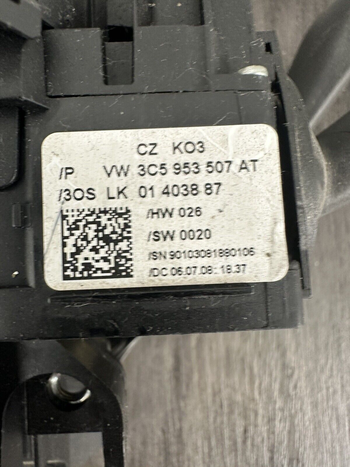 6305528