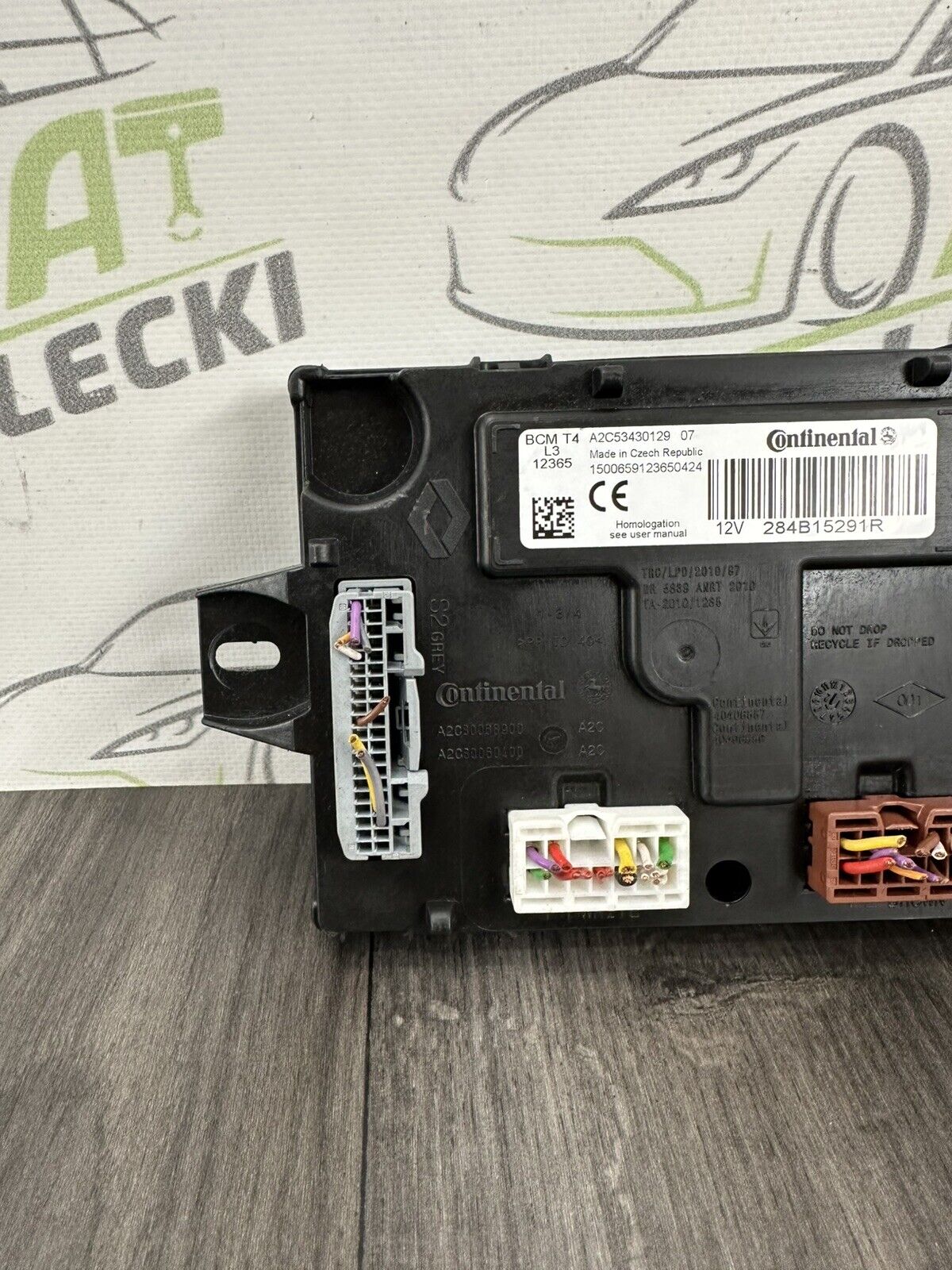 6304837