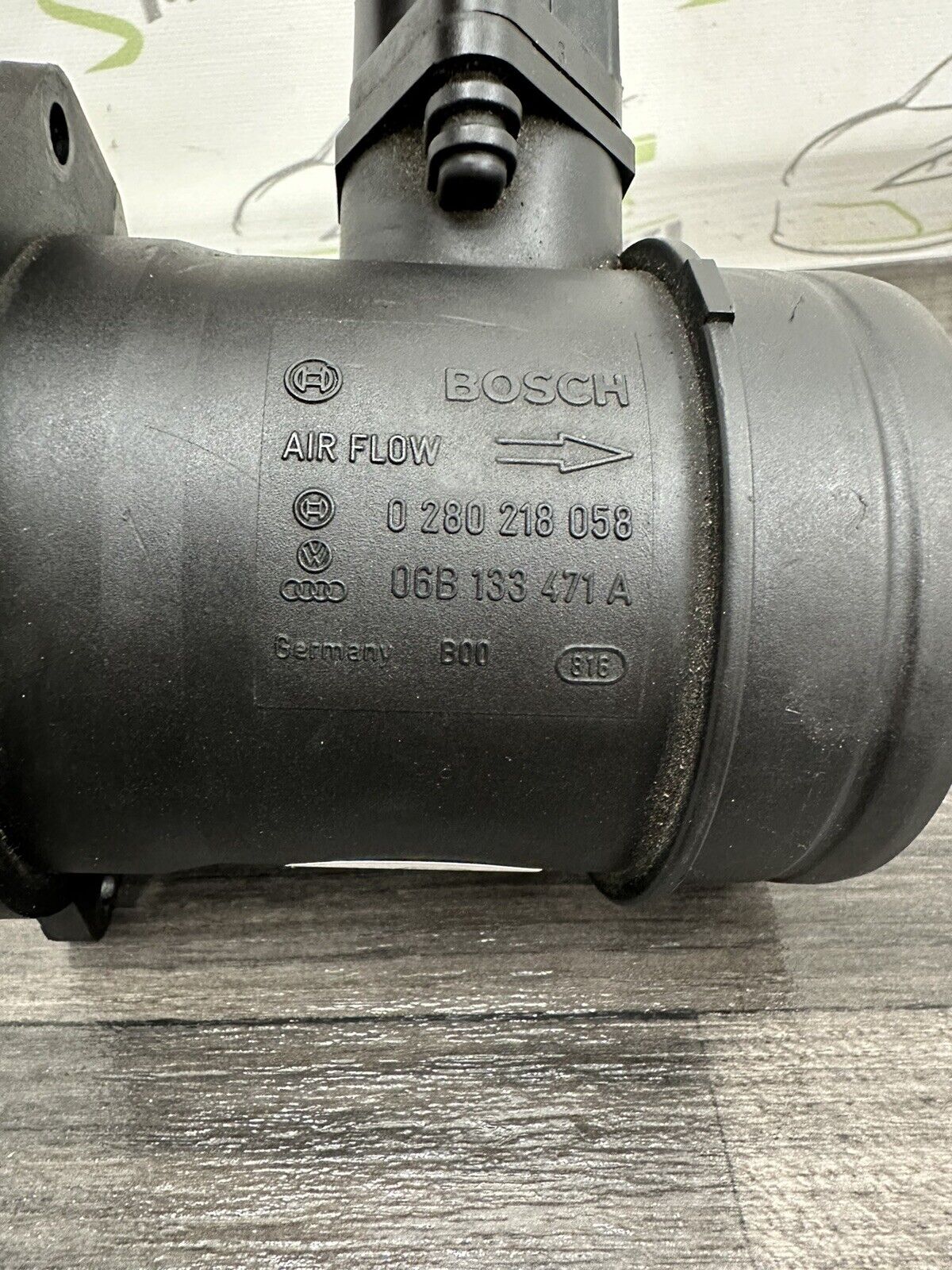 6306084