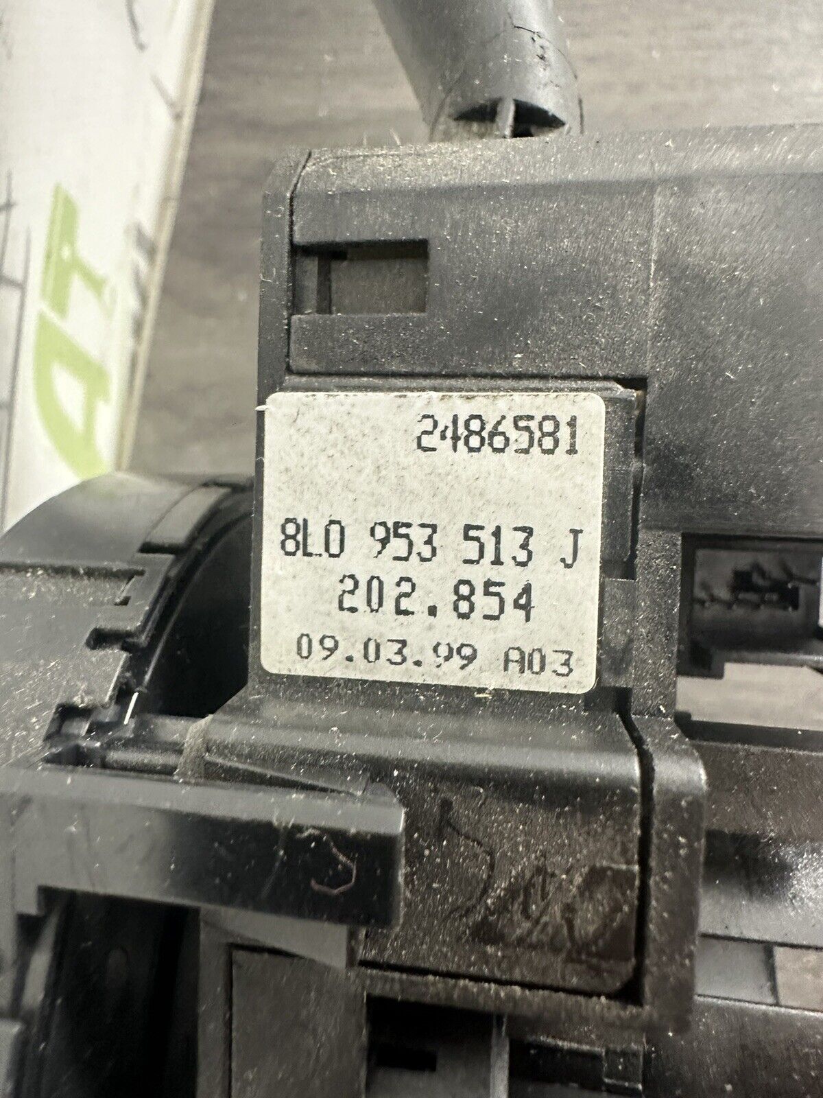 6305518