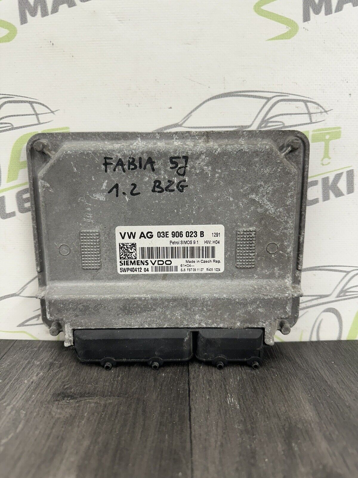 6304641