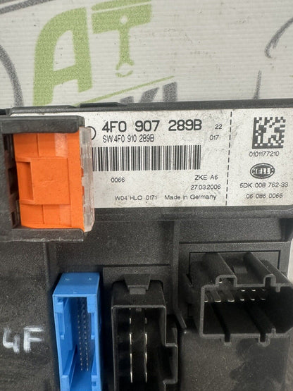6304945