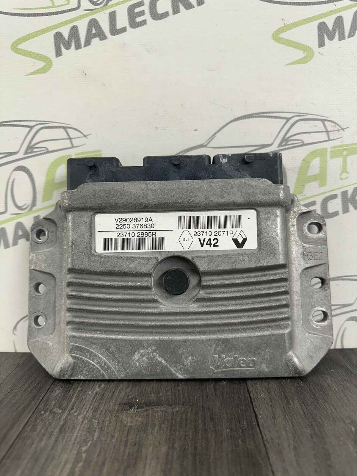 6304690