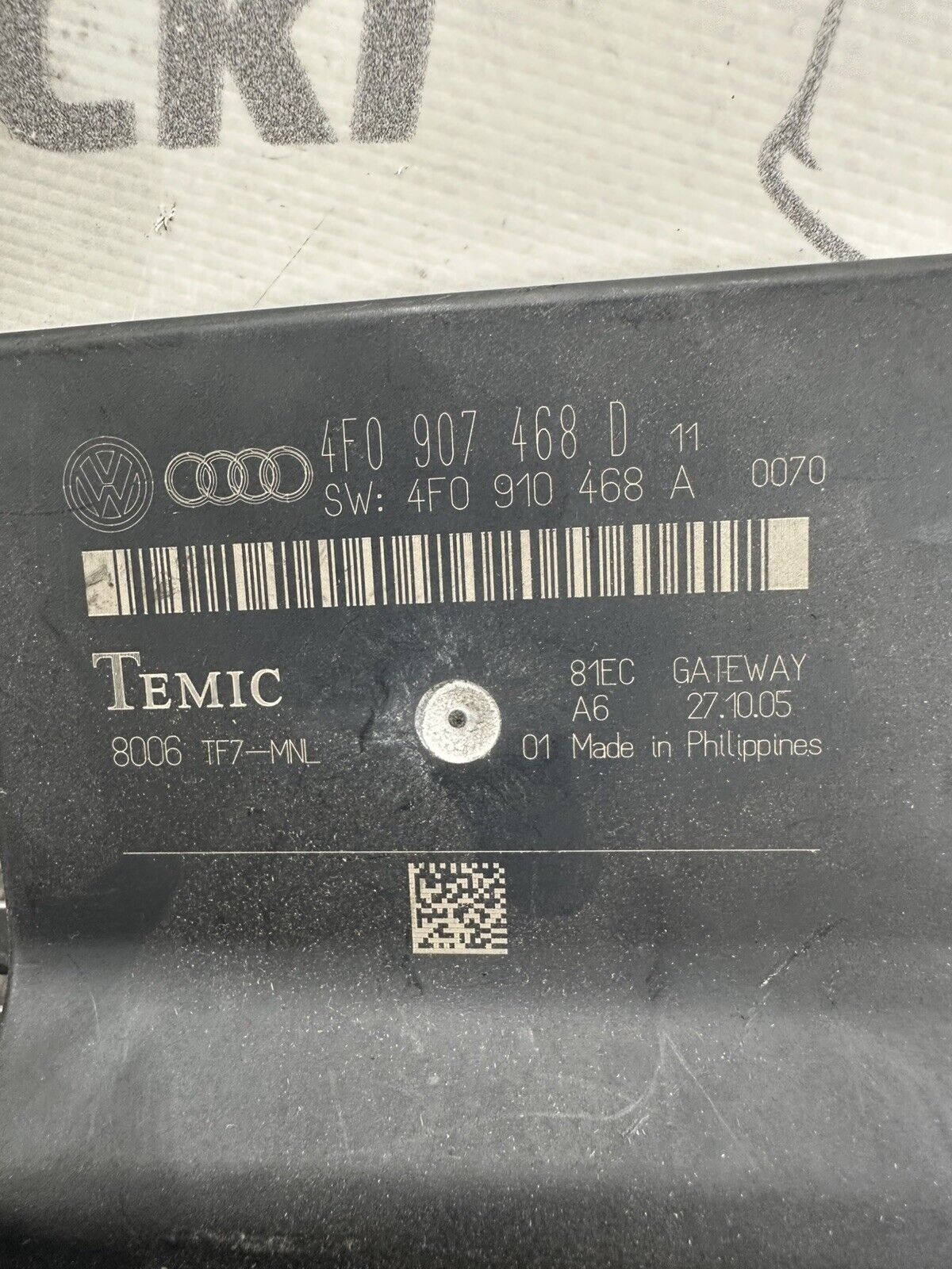 6304643