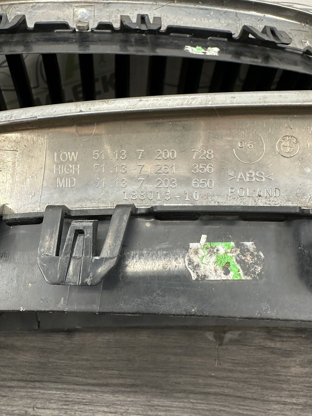 6308718