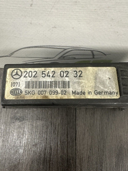 6305567