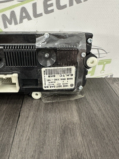 6305570