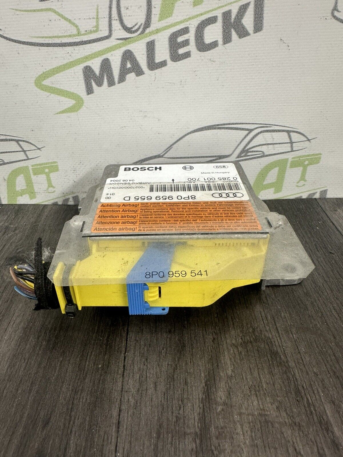 6305929