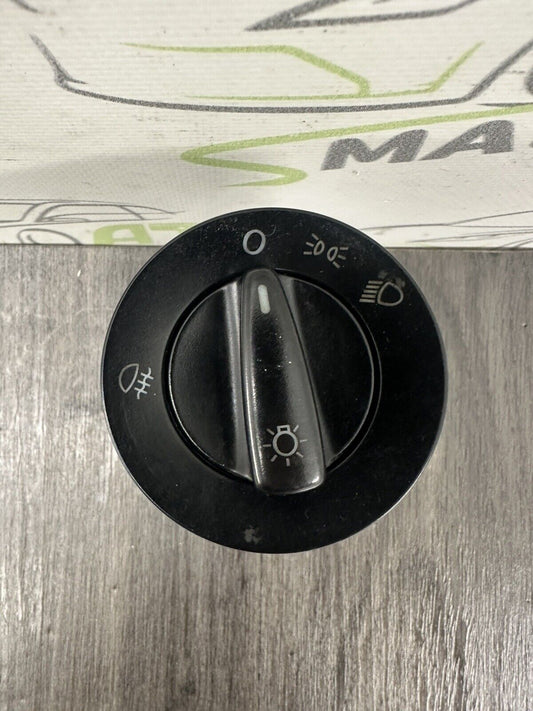 6308976