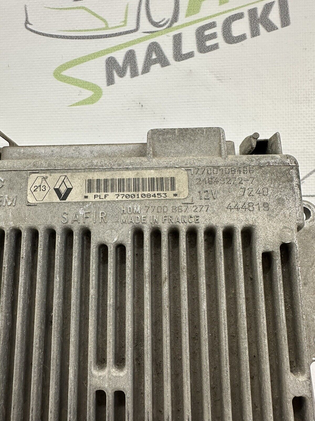 6304484