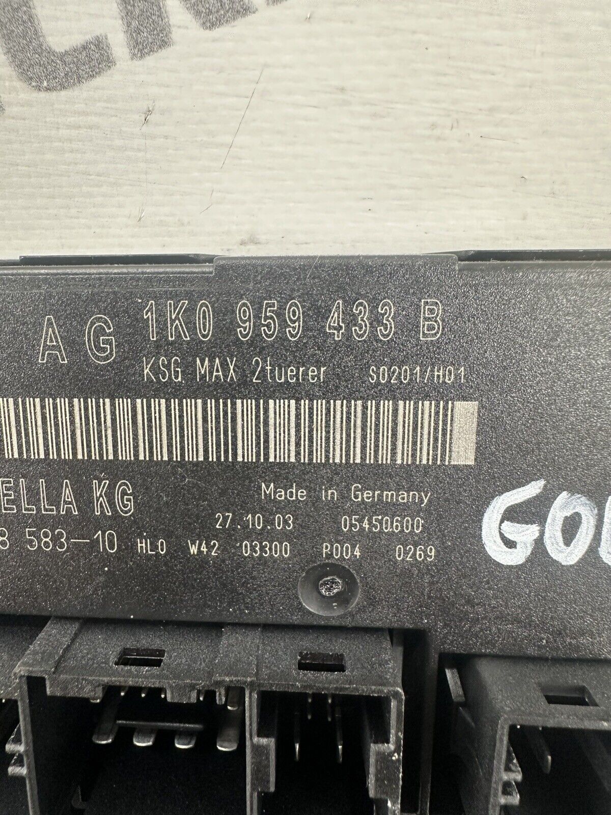 6305529