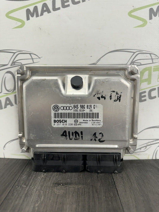 6304678