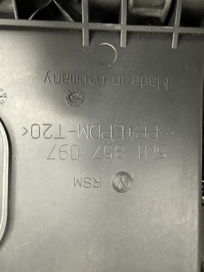 6304566