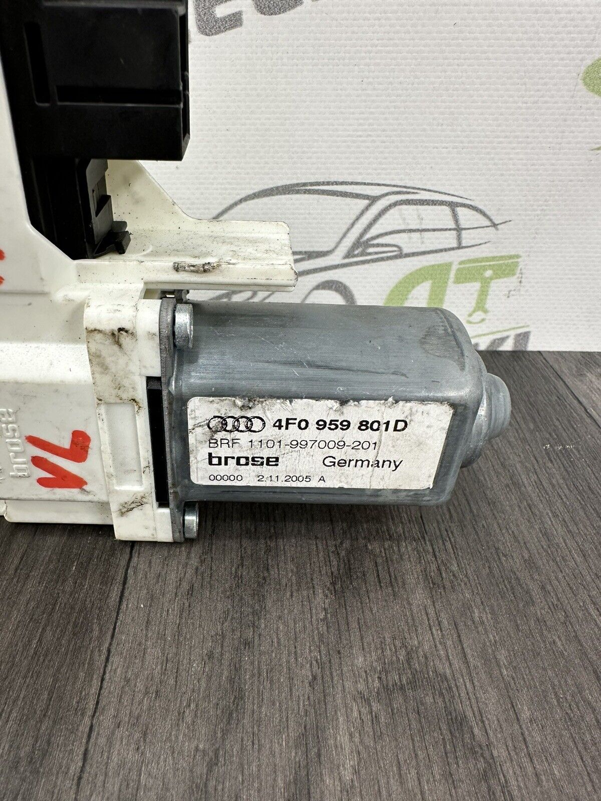 6304721