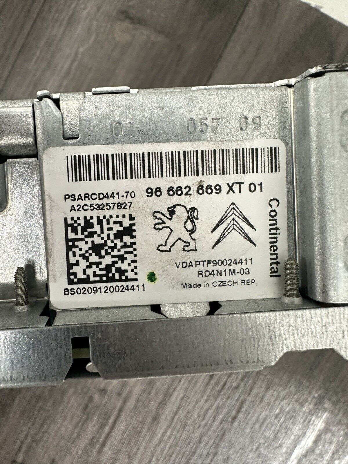 6305871