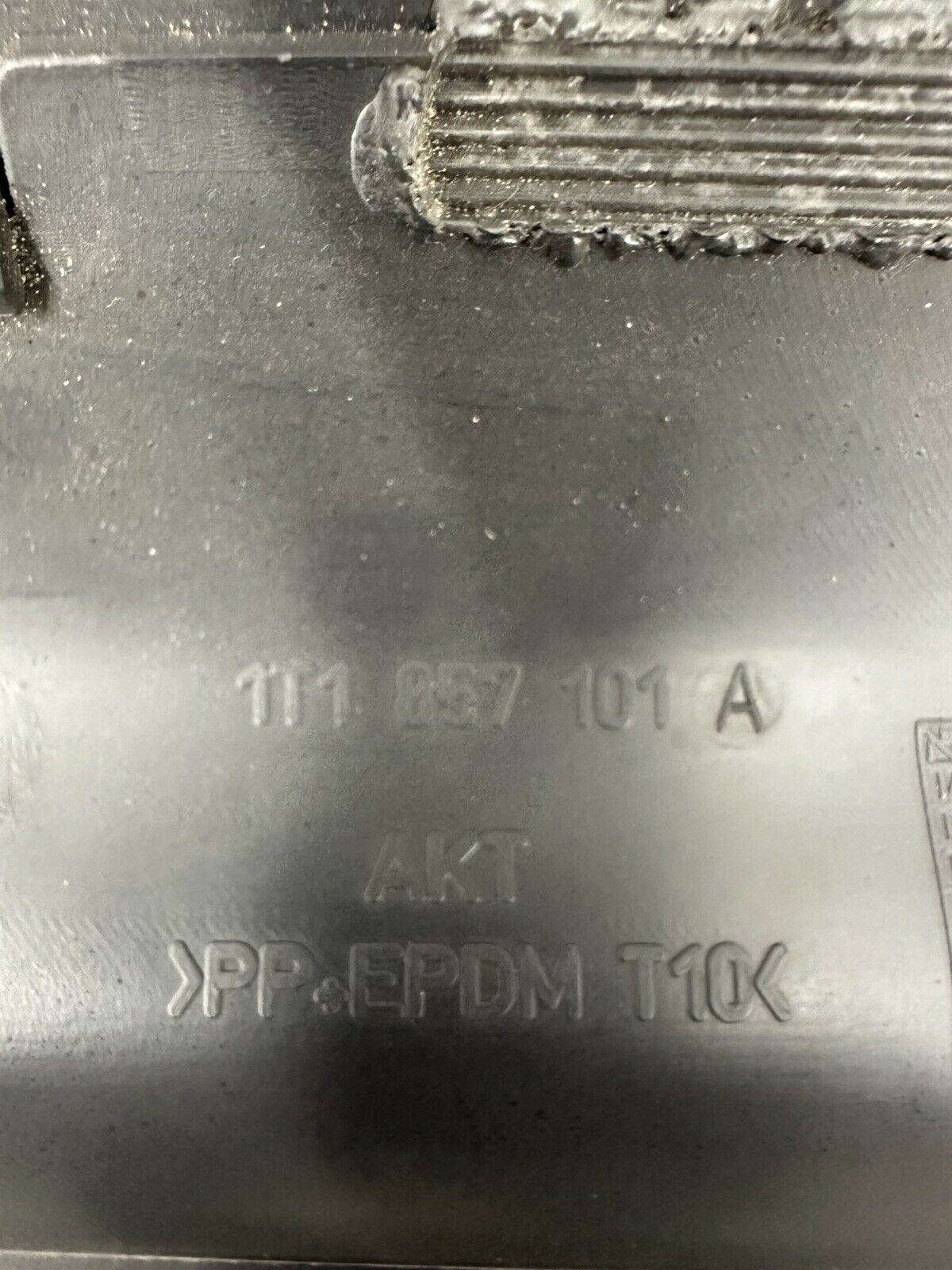 6305877