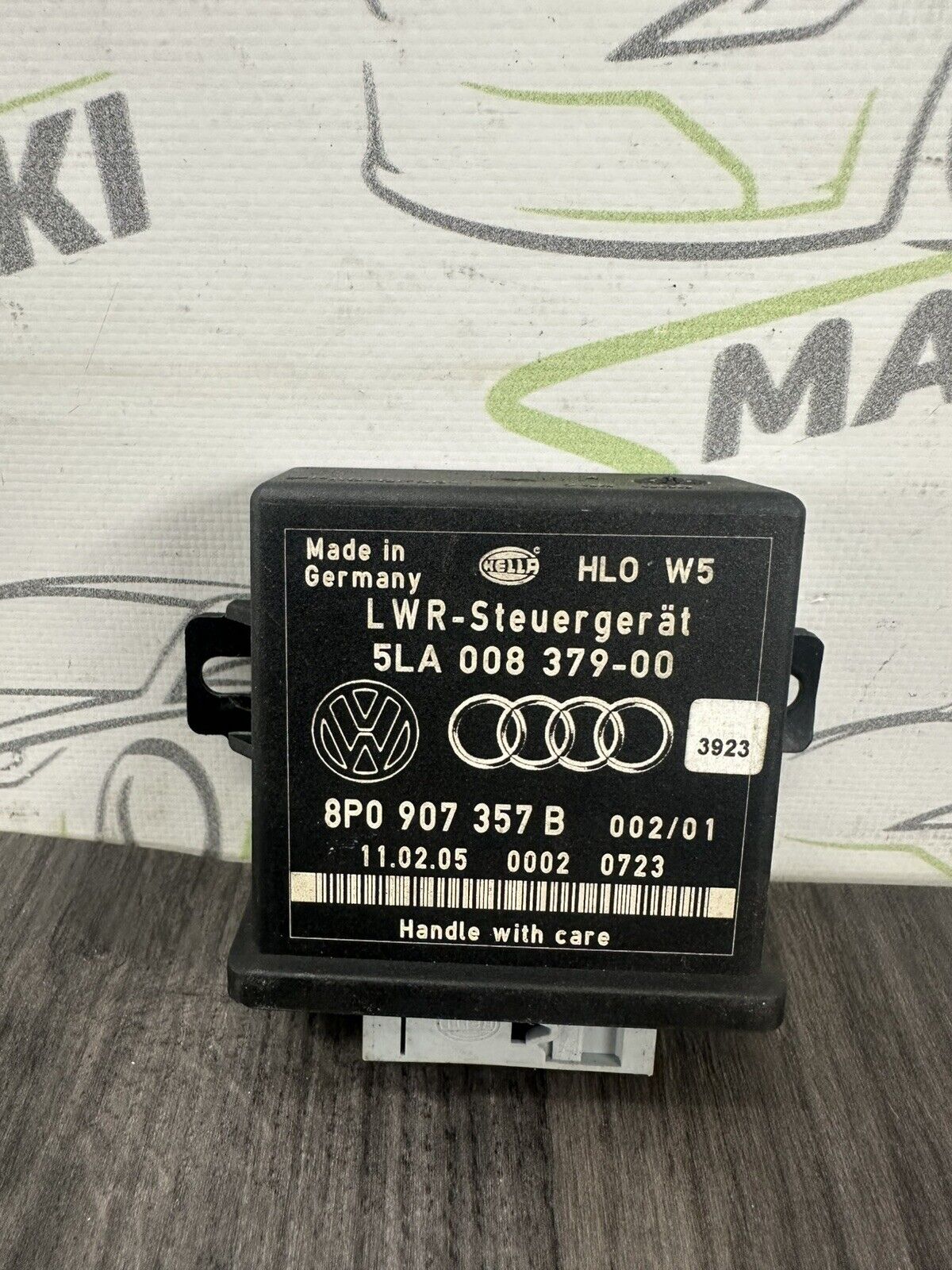 6305319