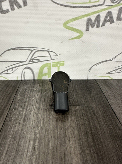 6304557