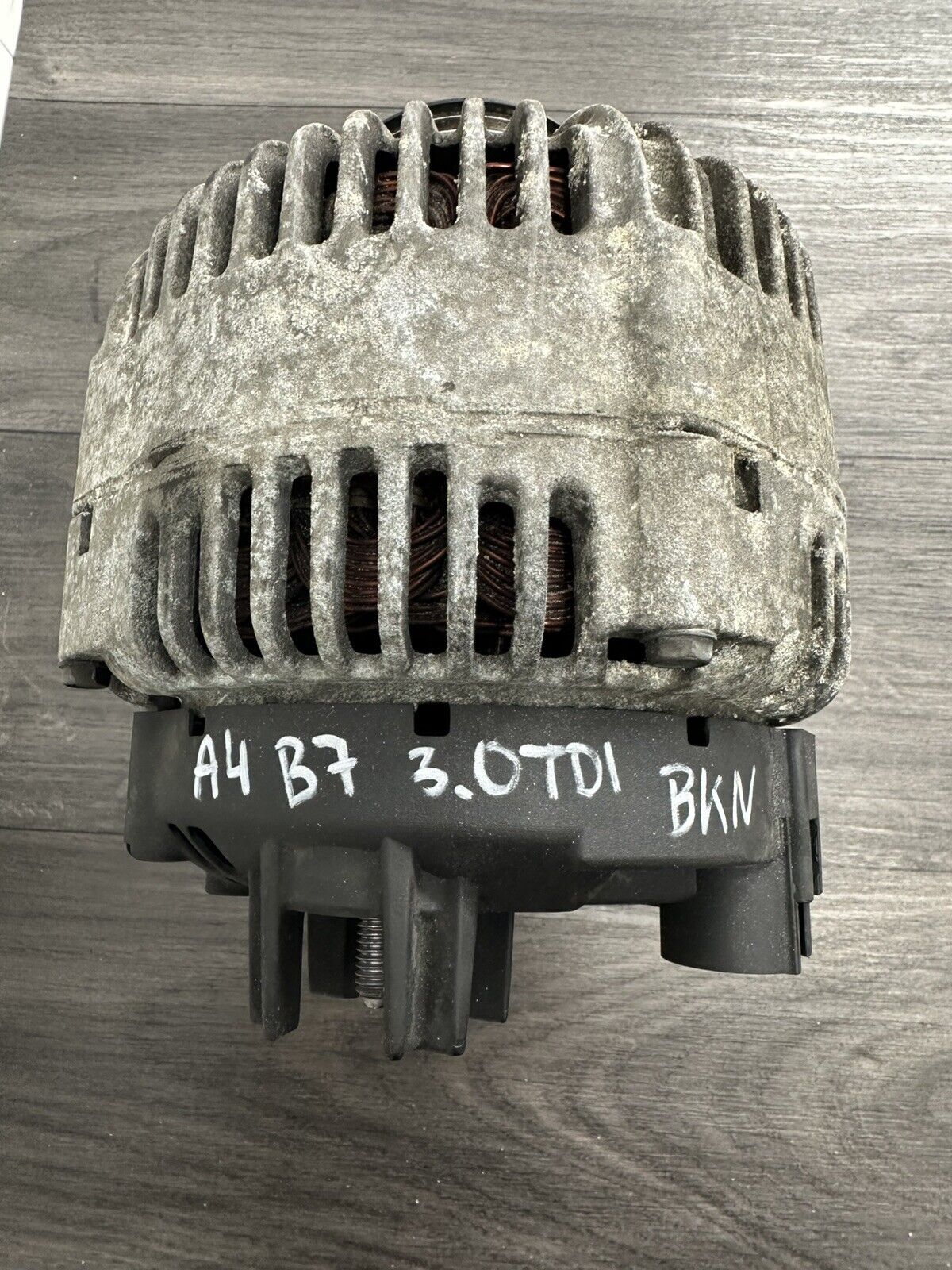 6305858