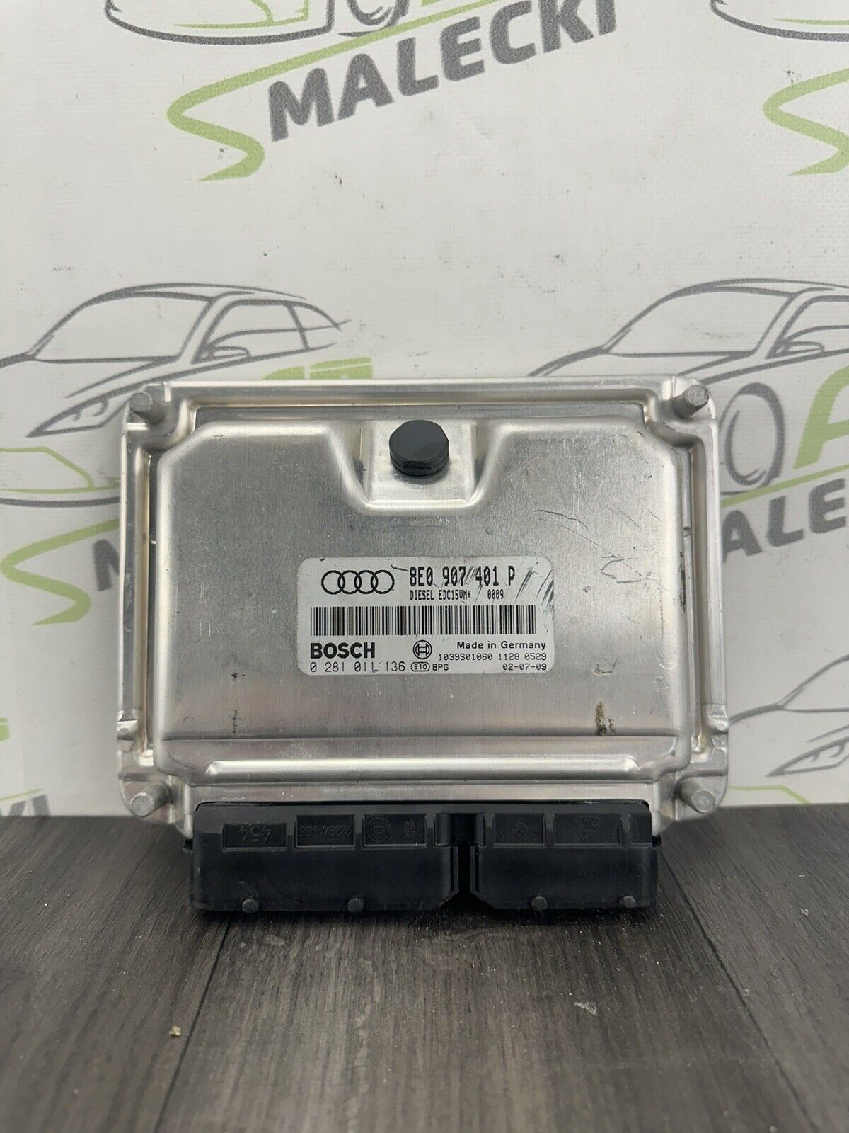 6304891