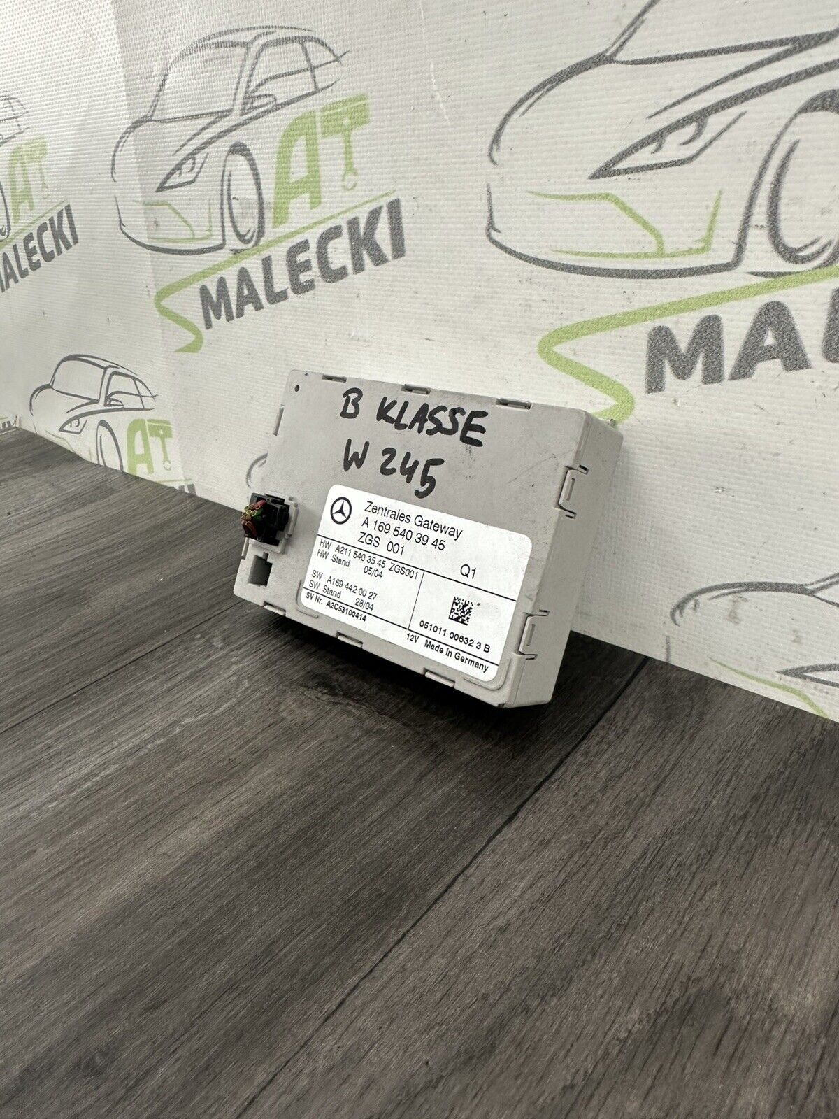 6304592