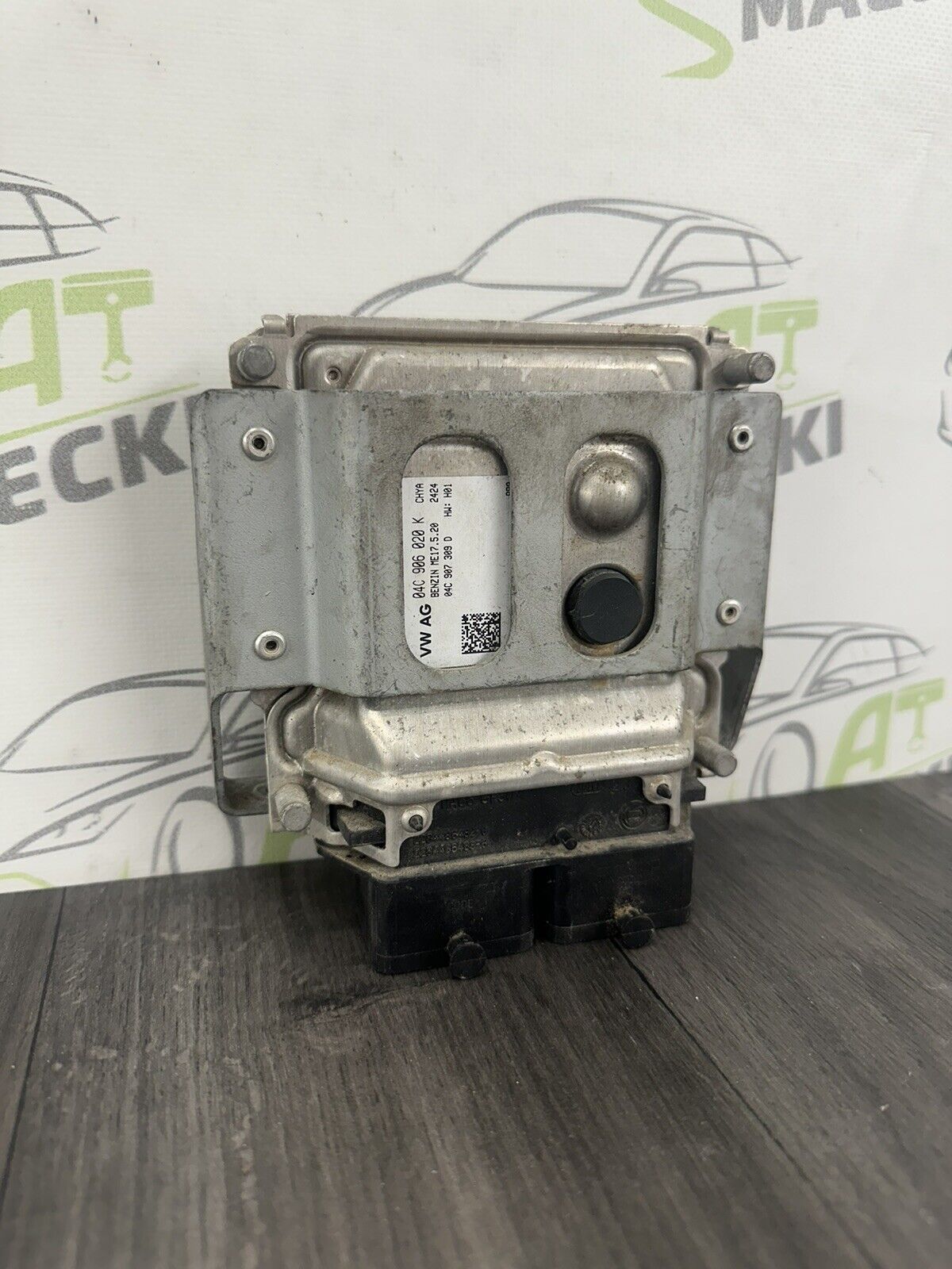 6304704