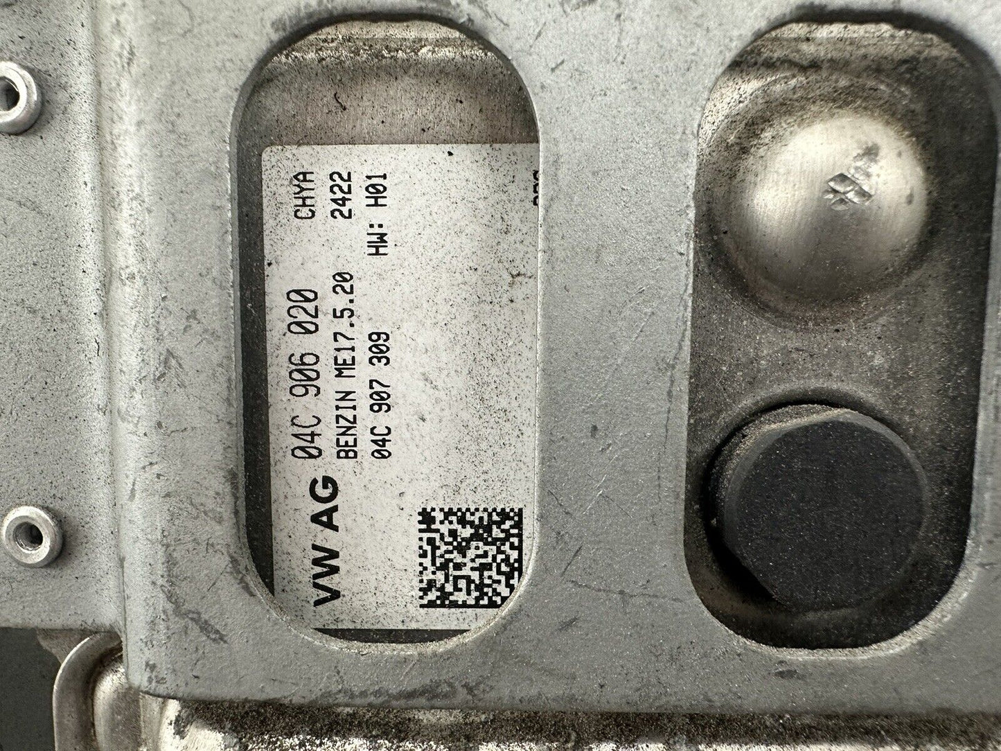 6304707
