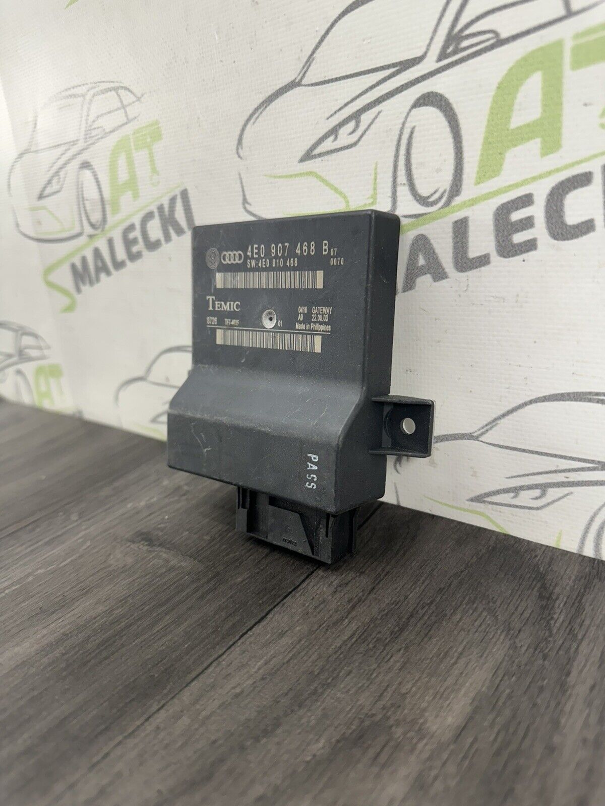 6304619