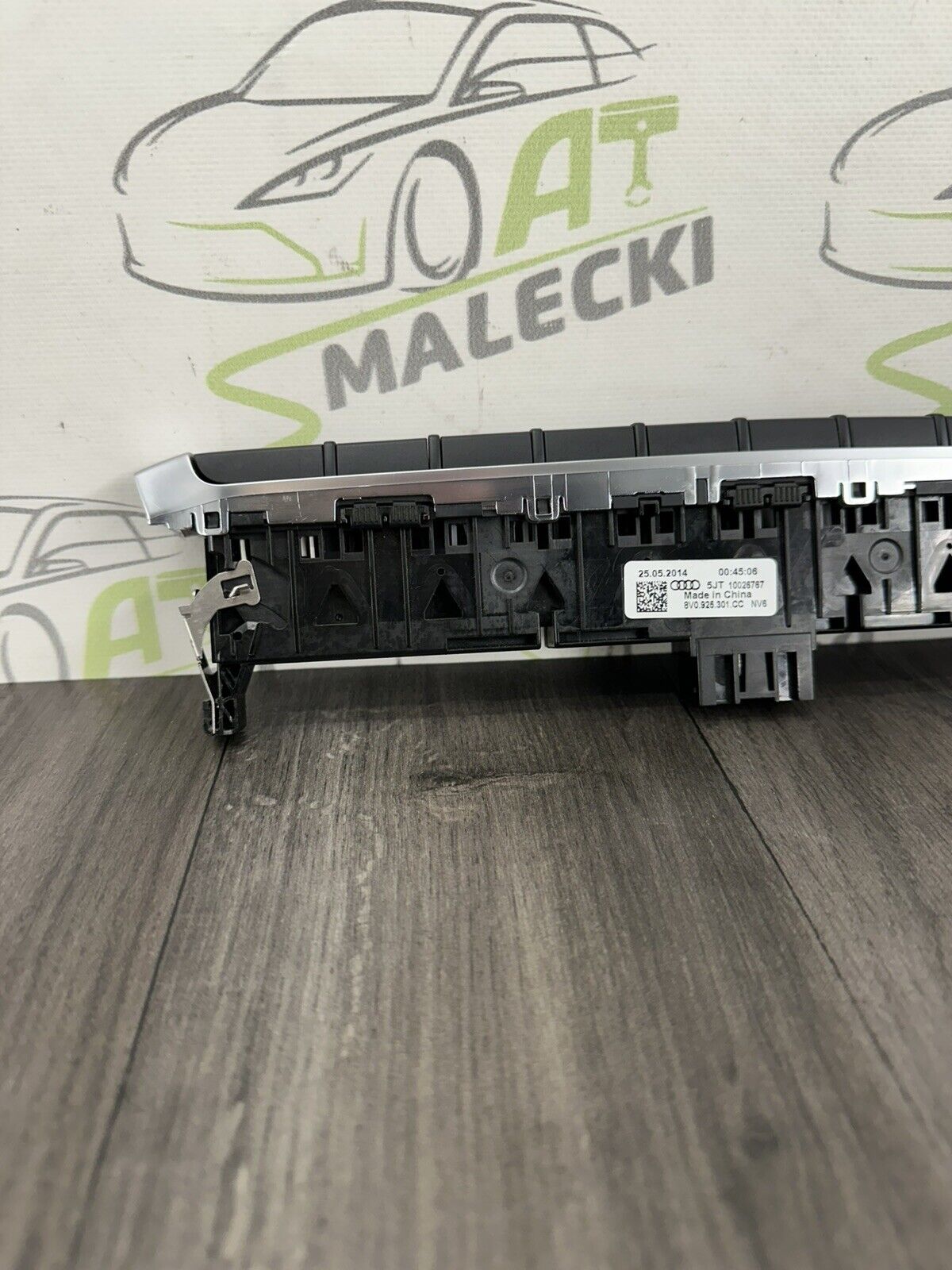 6308843