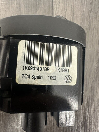 6308995