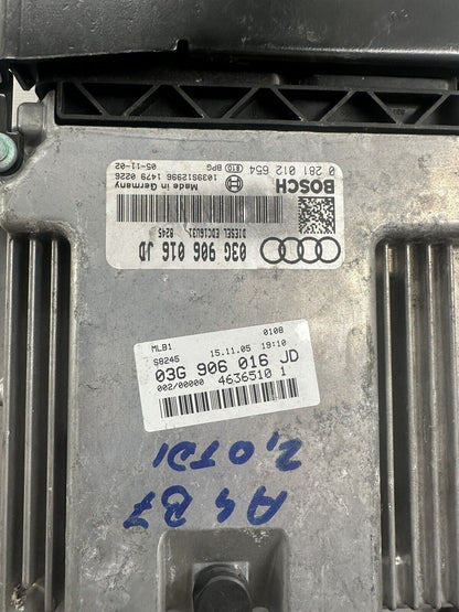 6304872