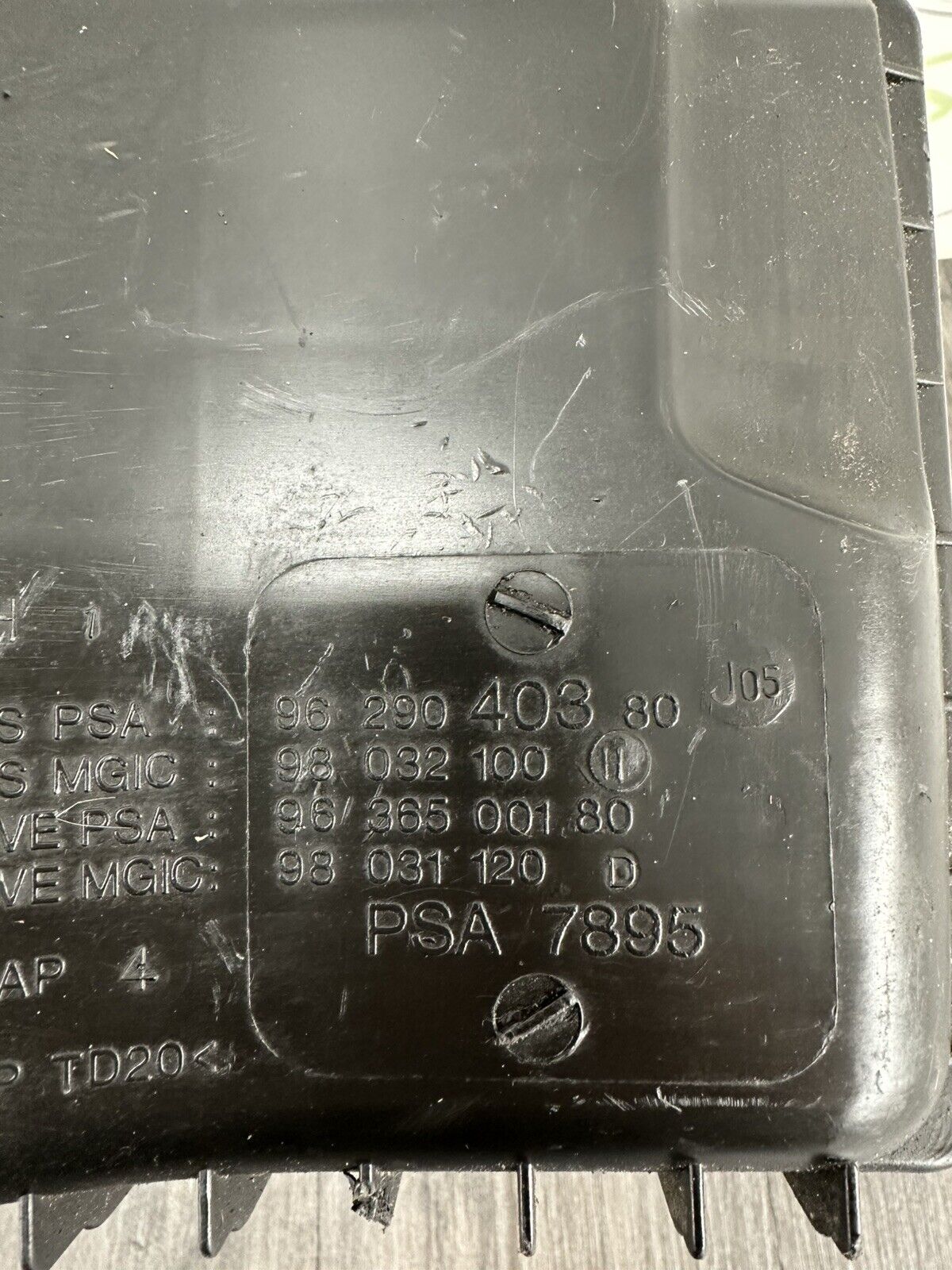 6306277