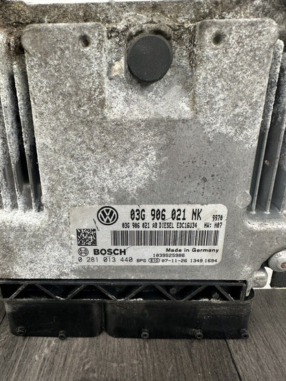 6304858