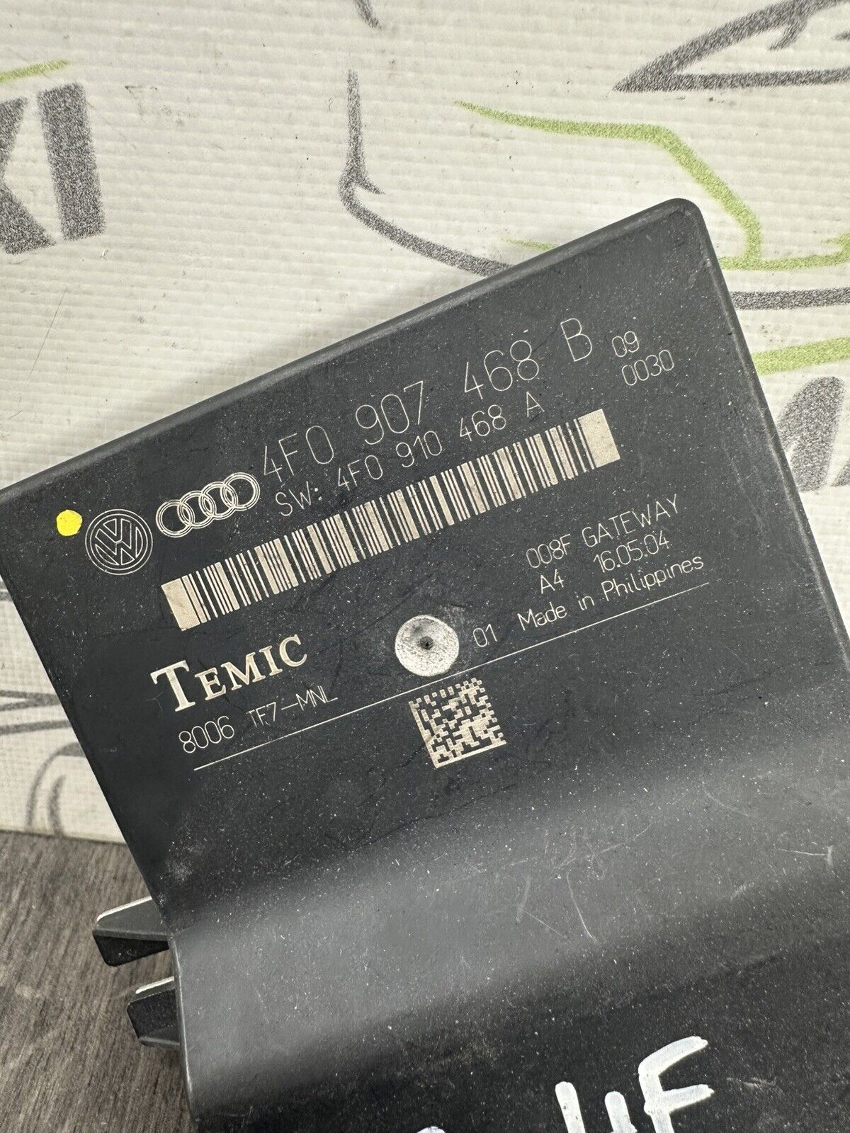 6304657