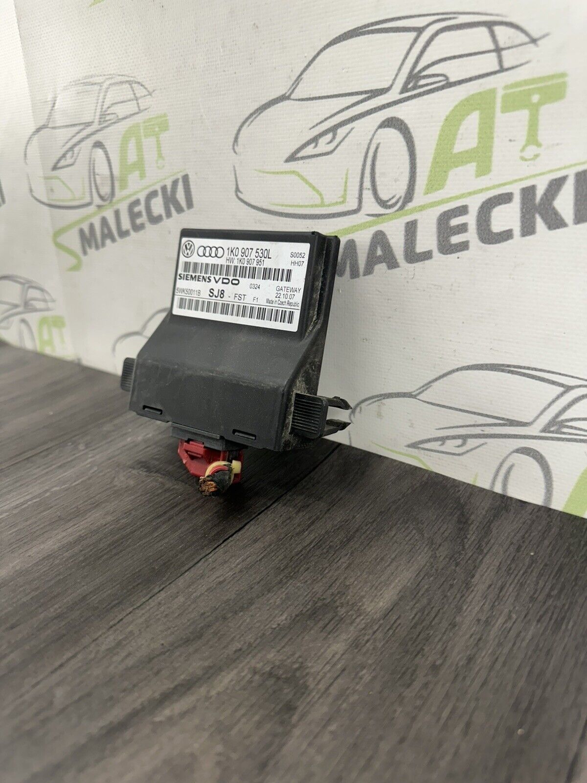 6304595
