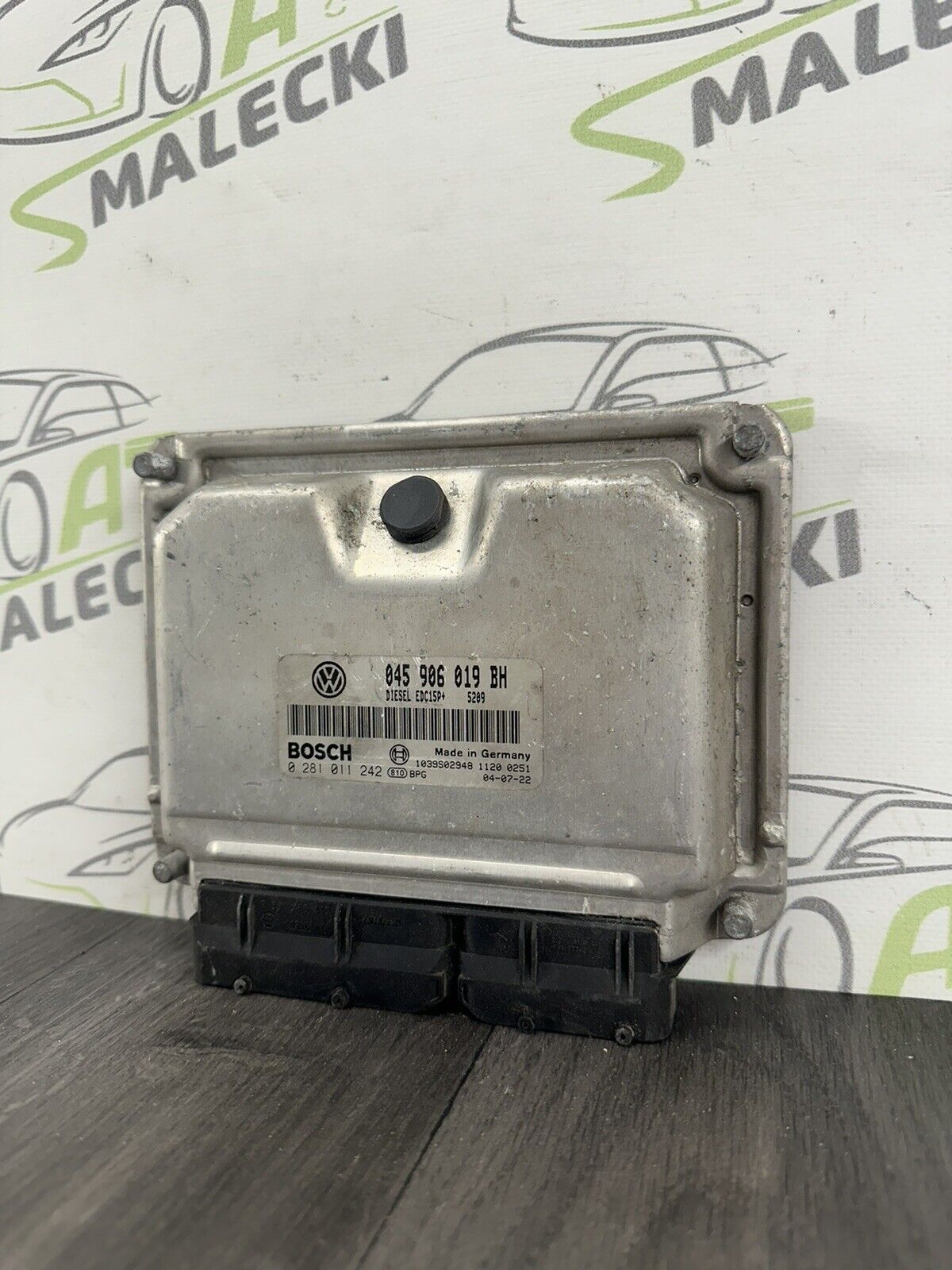 6304608