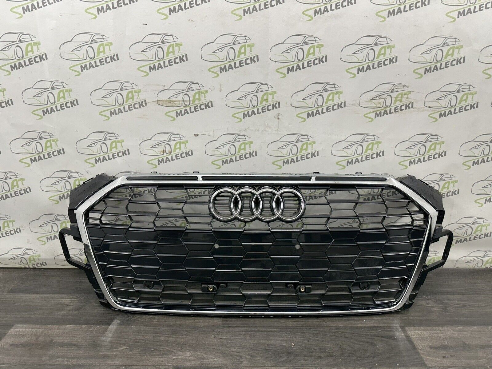 6309118