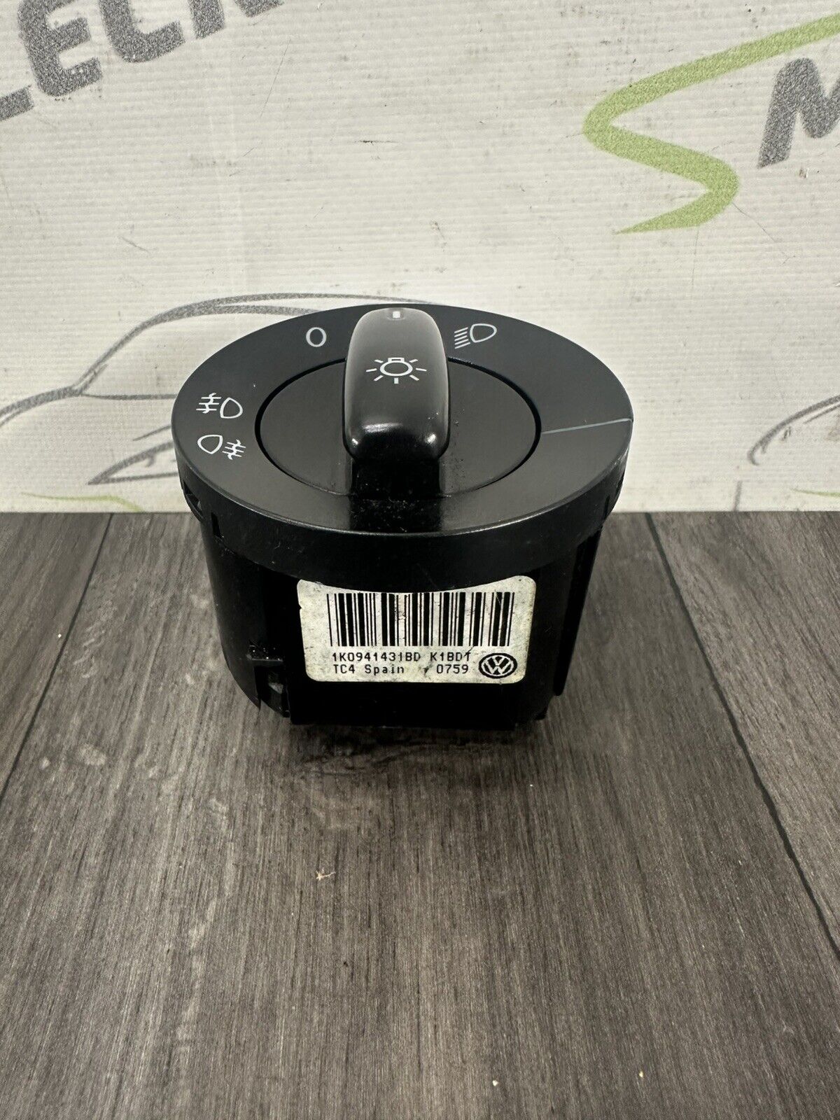 6308991