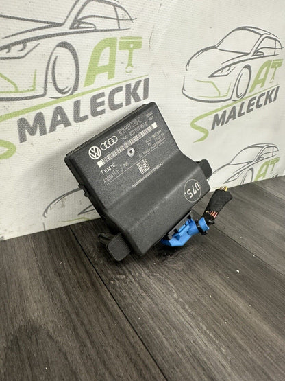 6304676