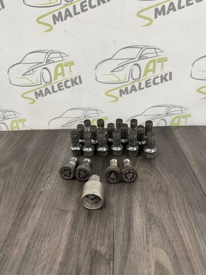 Felgenschloss inkl Radschraube Vw Golf Touran Passat Eos Scirocco
